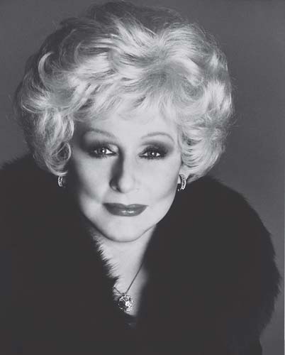 Head shot of Mary Kay Ash 